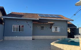 Casa com piscina climatizada em Itanhaém!